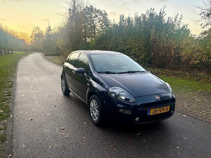 Gebruikt 2016 Fiat Punto | € 4.950 - Afbeelding 1/4