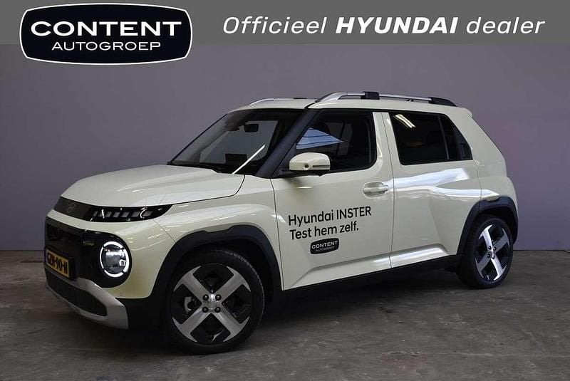 Geel metallic Gebruikt 2024 Hyundai Inster Hatchback | € 27.940 - Afbeelding 1/4