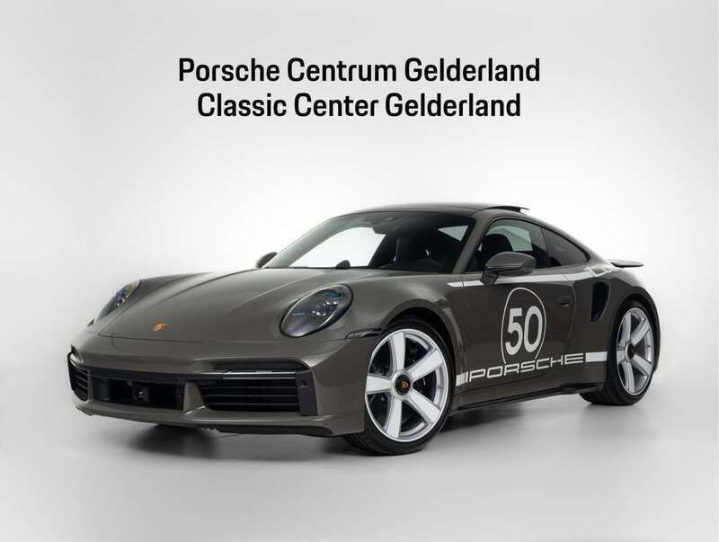 Grijs Nieuw 2025 Porsche 992 Coupé | € 427.265 - Afbeelding 1/4