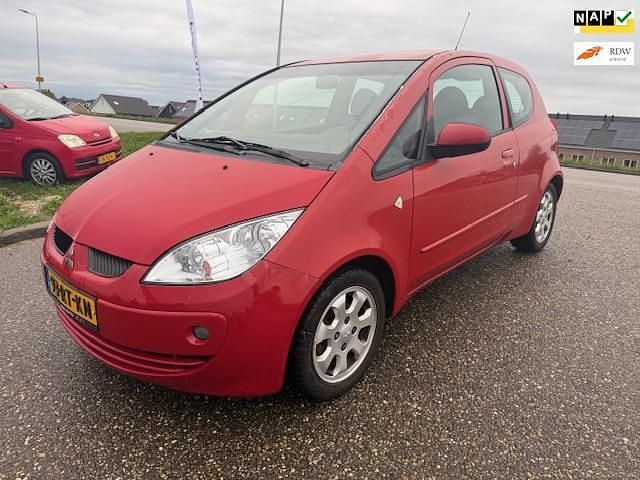 Occasion Mitsubishi Colt Invite 95 PK (69 kW) 2005 Rood Hatchback