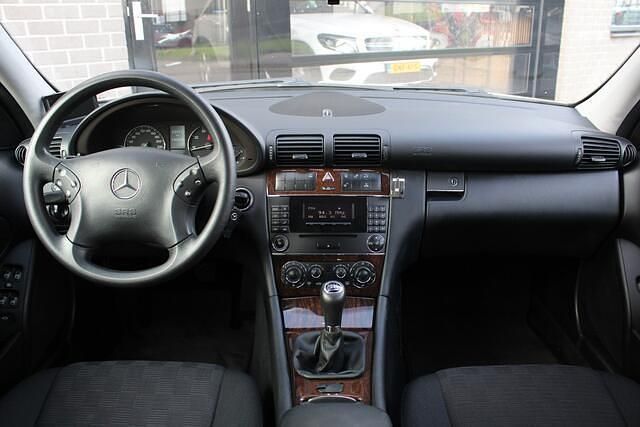 Occasion Mercedes C230 Classic 192 PK (141 kW) 2004 Grijs Sedan