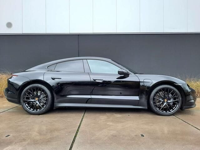 Occasion Porsche Taycan 350 kW (476 PK) 2023 Zwart Sedan