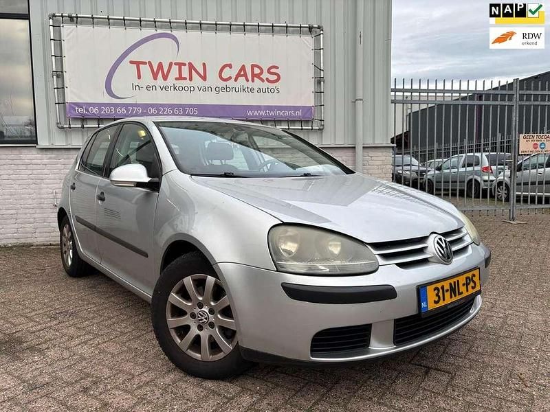 Grijs Gebruikt 2003 VW Golf IV Comfortline Hatchback | € 1.950 (Eerlijke prijs) - Afbeelding 1/4