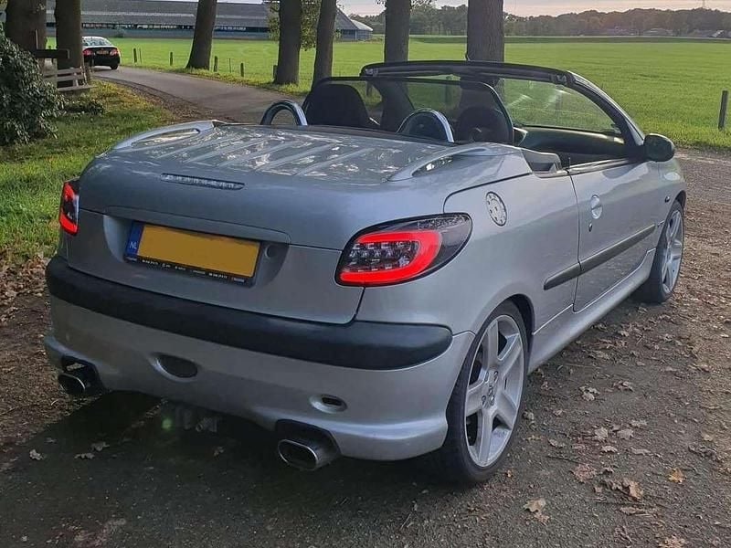 Gebruikt 2002 Peugeot 206 Cabriolet | € 999 (Goede deal) - Afbeelding 1/4