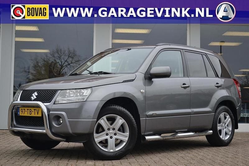 Grijs Gebruikt 2006 Suzuki Grand Vitara SUV | € 7.750 (Eerlijke prijs) - Afbeelding 1/4