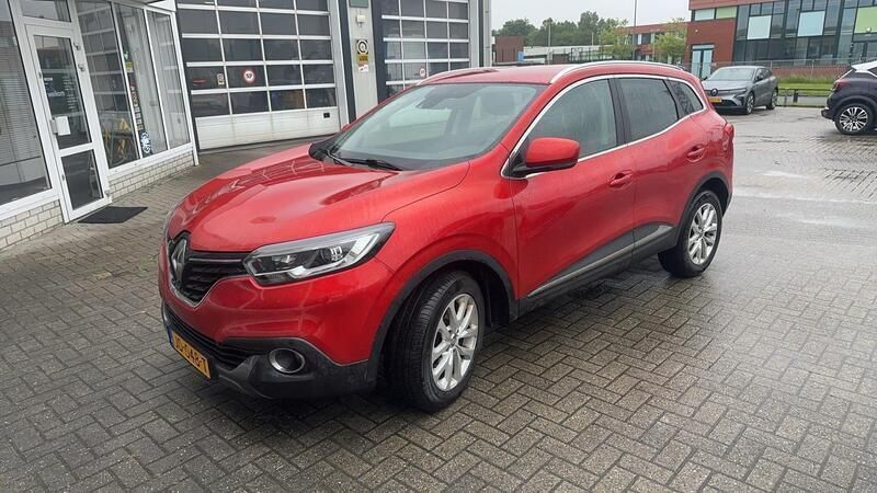 Rood Gebruikt 2016 Renault Kadjar Intens SUV | € 12.795 (Goede deal) - Afbeelding 1/3
