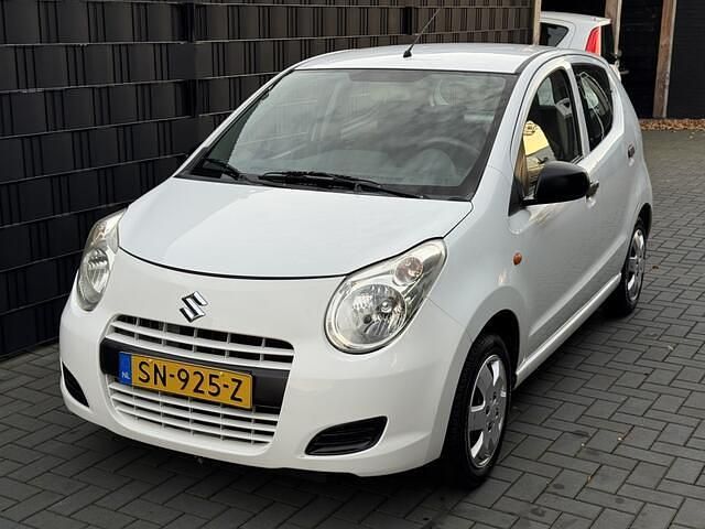 Wit Gebruikt 2009 Suzuki Alto Hatchback | € 1.975 (Eerlijke prijs) - Afbeelding 1/4