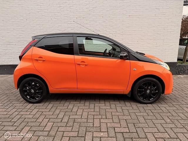 Occasion Toyota Aygo X-clusiv 72 PK (52 kW) 2019 Oranje Hatchback