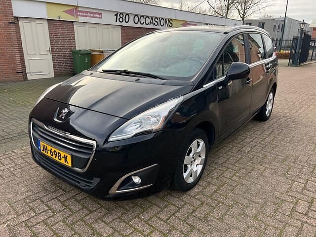 Occasion Peugeot 5008 Style 131 PK (96 kW) 2016 Zwart (metallic) MPV