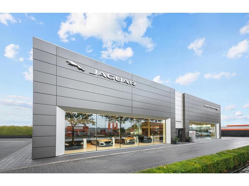 Grijs Gebruikt 2025 Land Rover Discovery 5 SE Dynamic SUV | € 71.940 - Afbeelding 1/1