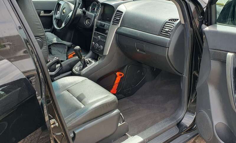 Zwart Gebruikt 2006 Chevrolet Captiva SUV | € 1.600 (Goede deal) - Afbeelding 1/4