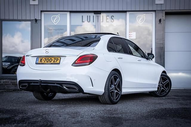 Occasion Mercedes C180 AMG 157 PK (115 kW) 2021 Wit Sedan