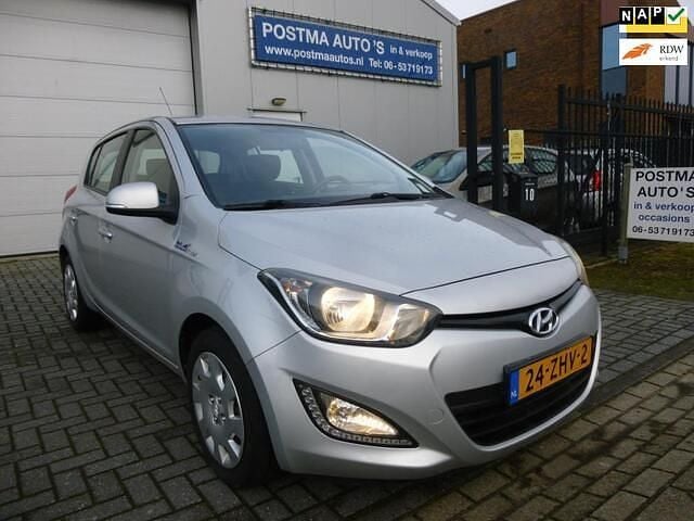 Occasion Hyundai i20 86 PK (63 kW) 2012 Grijs (metallic) Hatchback