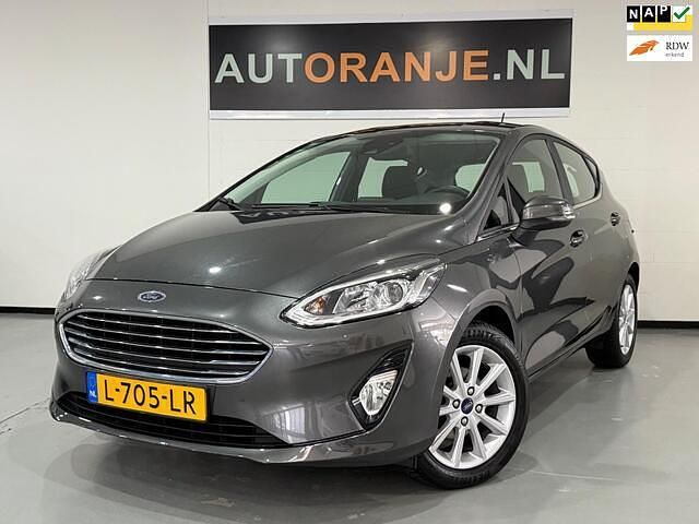 Grijs Gebruikt 2021 Ford Fiesta Titanium X Hatchback | € 10.999 (Goede deal) - Afbeelding 1/4