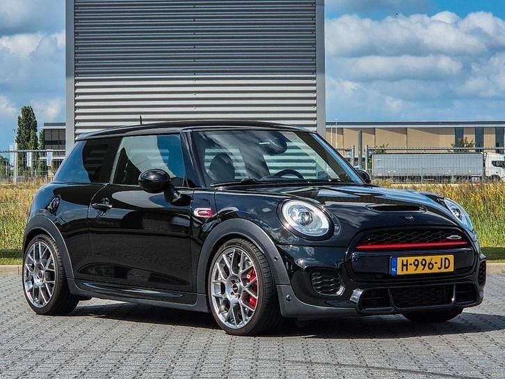 Occasion 2016 Mini John Cooper Works Hatchback | € 17.950 (Eerlijke prijs) - Afbeelding 1/4