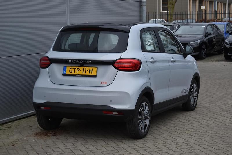 Occasion Leapmotor T03 69 kW (95 PK) 2024 Grijs Hatchback