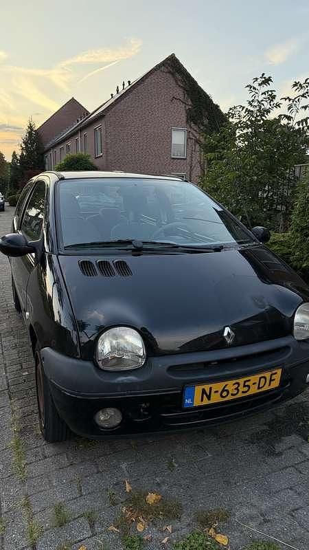 Zwart Gebruikt 2006 Renault Twingo Hatchback | € 999 (Eerlijke prijs) - Afbeelding 1/4