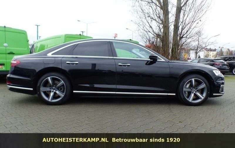 Zwart Gebruikt 2021 Audi A8 Sedan | € 84.950 - Afbeelding 1/4