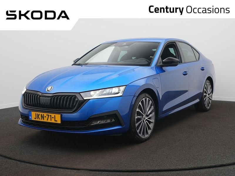 Blauw Gebruikt 2021 Skoda Octavia Business Line Hatchback | € 26.900 (Iets duurder) - Afbeelding 1/4