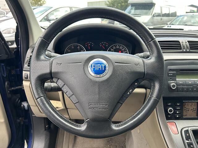 Occasion Fiat Croma Dynamic 147 PK (108 kW) 2008 Blauw Hatchback