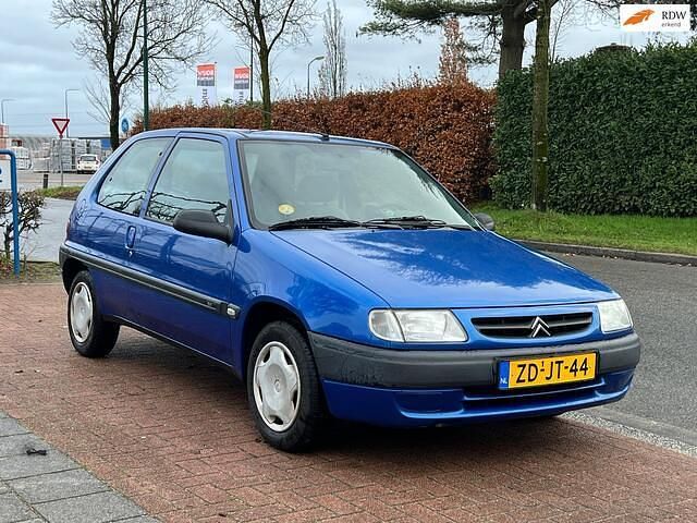 Blauw Gebruikt 1999 Citroën Saxo Hatchback | € 650 (Duur) - Afbeelding 1/4