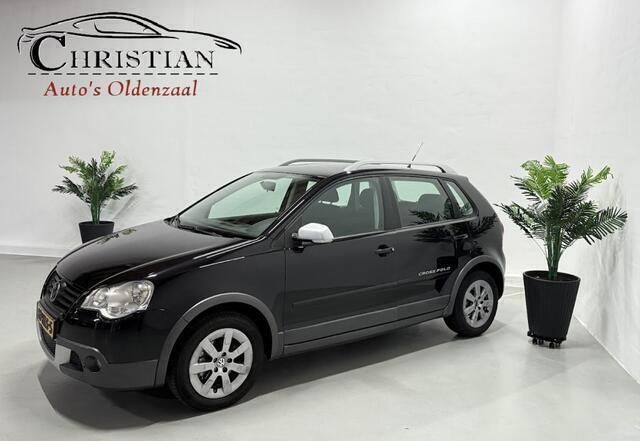 Zwart Gebruikt 2009 VW Polo Cross Hatchback | € 3.999 (Eerlijke prijs) - Afbeelding 1/4