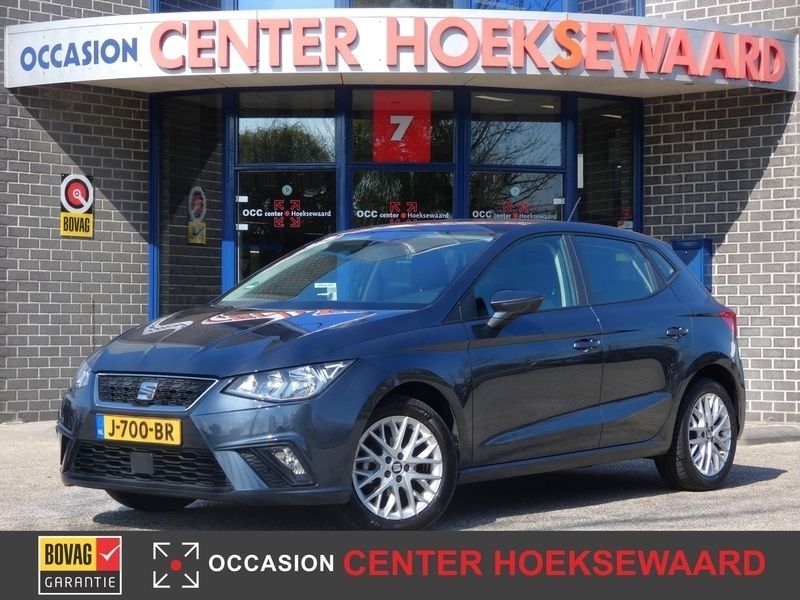 Grijs Gebruikt 2019 Seat Ibiza Business Hatchback | € 13.444 (Eerlijke prijs) - Afbeelding 1/4