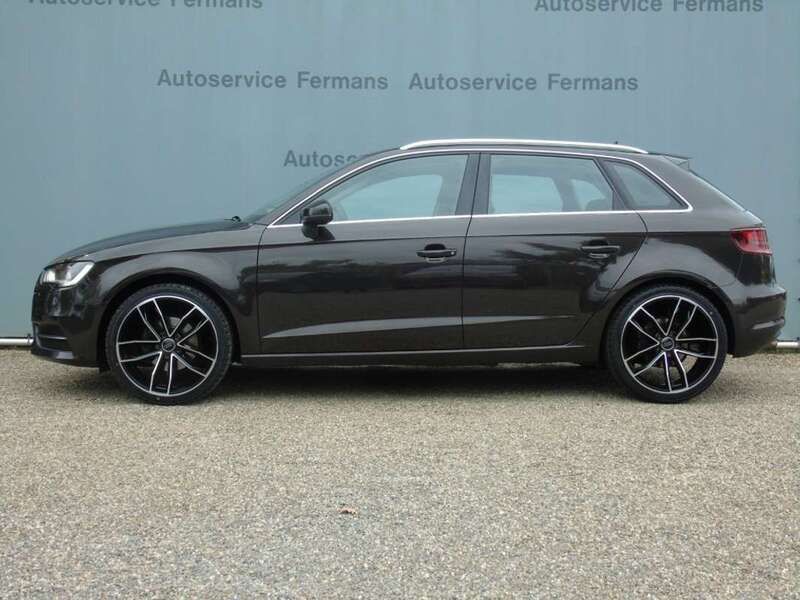 Occasion Audi A3 Sportback 122 PK (89 kW) 2013 Bruin, metallic lak Hatchback