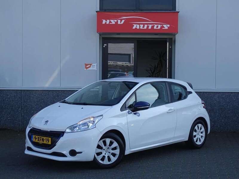 Wit Gebruikt 2014 Peugeot 208 Hatchback | € 4.750 (Goede deal) - Afbeelding 1/4