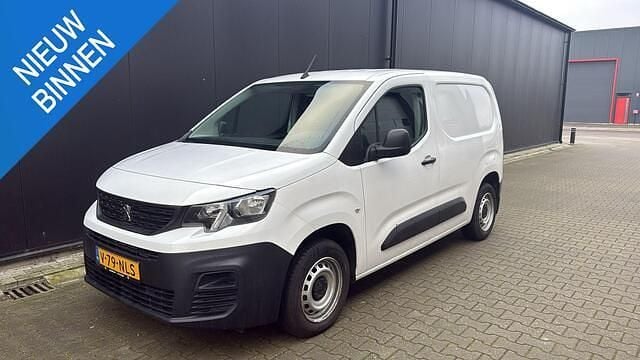 Wit Gebruikt 2019 Peugeot Partner MPV | € 8.949 (Super prijs) - Afbeelding 1/4
