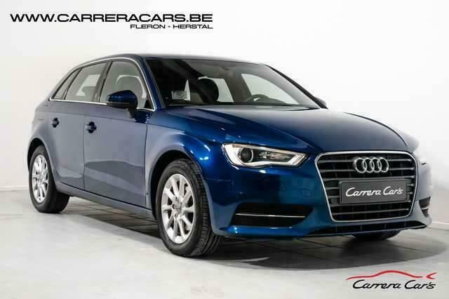 Blauw Gebruikt 2016 Audi A3 Attraction Sedan | € 16.790 (Goede deal) - Afbeelding 1/4