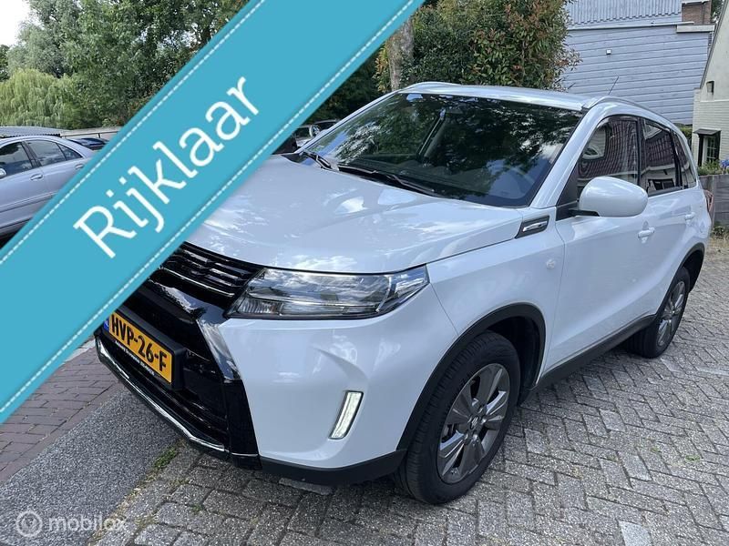 Wit Gebruikt 2024 Suzuki Vitara SUV | € 23.895 (Super prijs) - Afbeelding 1/4