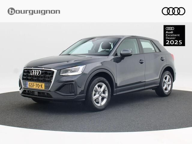 Grijs Gebruikt 2024 Audi Q2 Proline SUV | € 33.850 (Eerlijke prijs) - Afbeelding 1/4