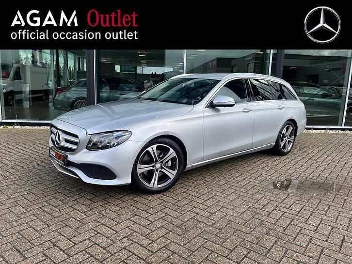 Grijs Gebruikt 2017 Mercedes E200 Stationwagen | € 23.495 (Eerlijke prijs) - Afbeelding 1/4