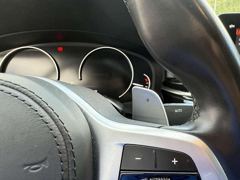 Zwart Gebruikt 2020 BMW 520 Sedan | € 28.500 (Super prijs) - Afbeelding 1/4