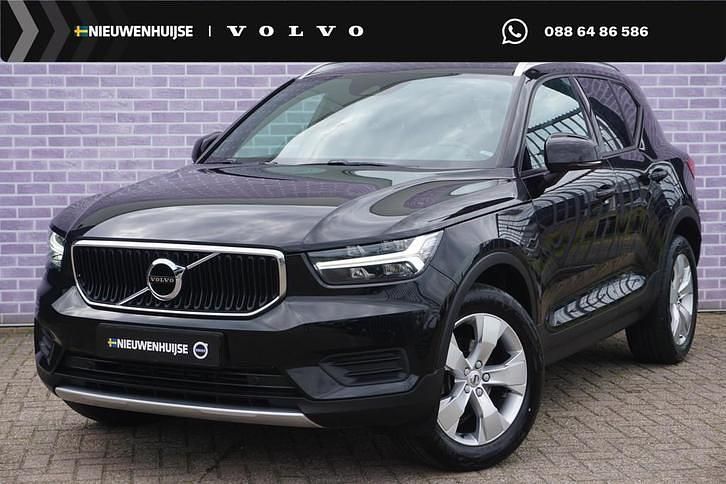 Zwart Occasion 2019 Volvo XC40 Momentum SUV | € 26.399 (Eerlijke prijs) - Afbeelding 1/3