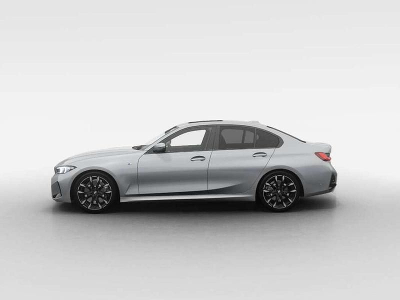 Nieuw BMW 320 Comfort Edition 184 PK (135 kW) 2025 Grijs Sedan