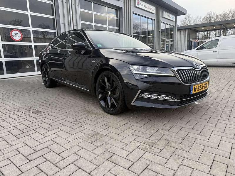Occasion Skoda Superb 272 PK (200 kW) 2019 Zwart Sedan