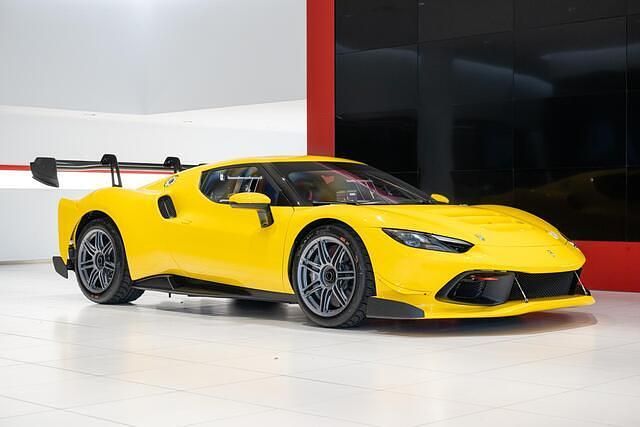Nieuw Ferrari 296 699 PK (514 kW) 2026 Geel Coupé