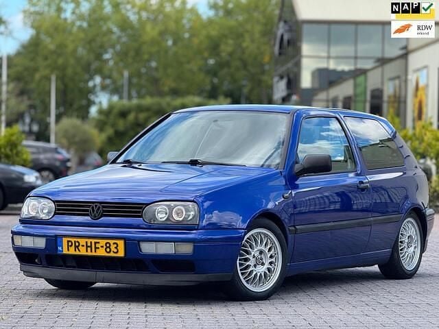 Blauw Gebruikt 1996 VW Golf III Hatchback | € 3.495 - Afbeelding 1/4