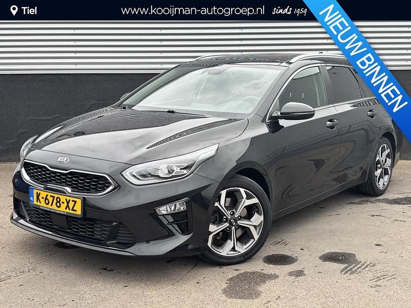(1k) black pearl m Gebruikt 2021 Kia Ceed Sportswagon Stationwagen | € 18.400 (Duur) - Afbeelding 1/4