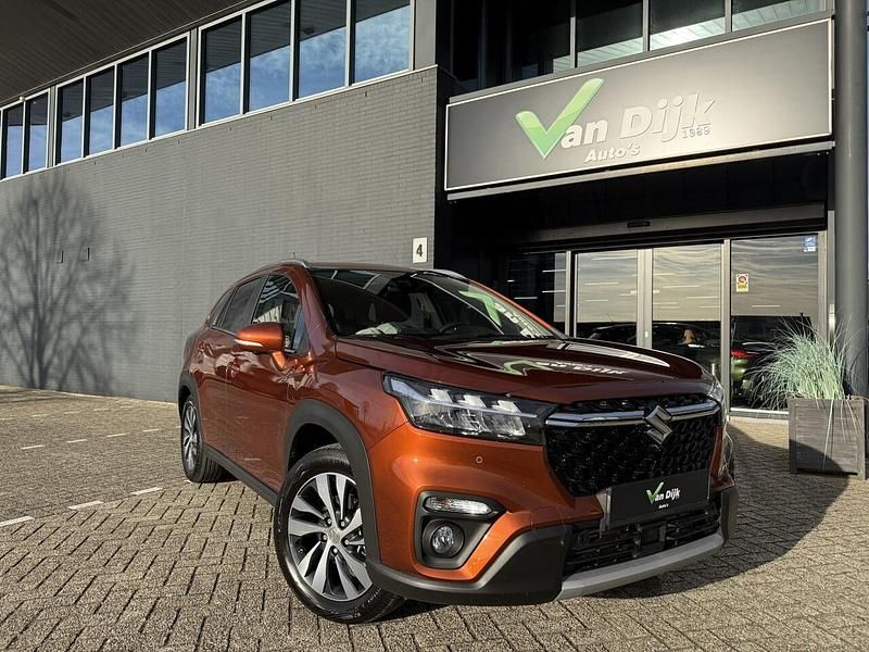 Bruin Occasion 2022 Suzuki SX4 S-Cross Style SUV | € 24.950 (Eerlijke prijs) - Afbeelding 1/4