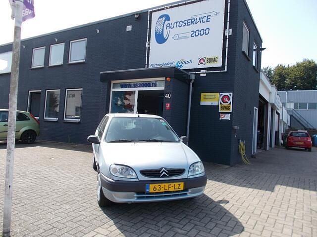 Blauw Gebruikt 2002 Citroën Saxo Furio Hatchback | € 1.250 (Super prijs) - Afbeelding 1/4