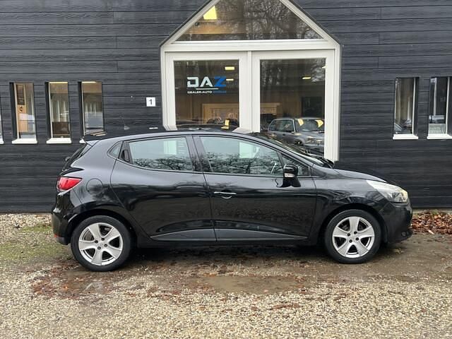 Occasion Renault Clio IV Night&Day 73 PK (53 kW) 2014 Zwart (metallic) Hatchback