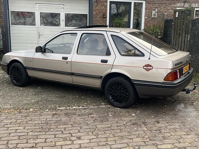 Occasion Ford Sierra Ghia 105 PK (77 kW) 1984 Bruin Sedan