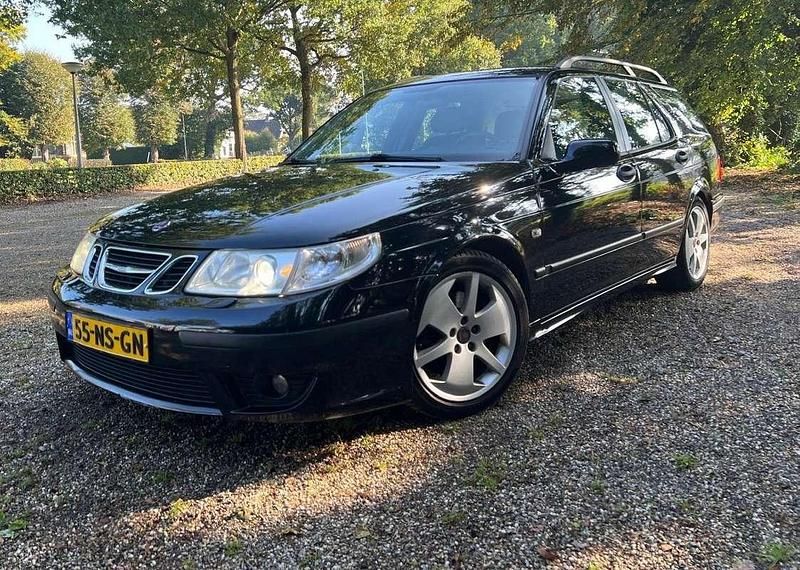 Zwart Gebruikt 2004 Saab 9-5 Aero Stationwagen | € 2.750 - Afbeelding 1/4