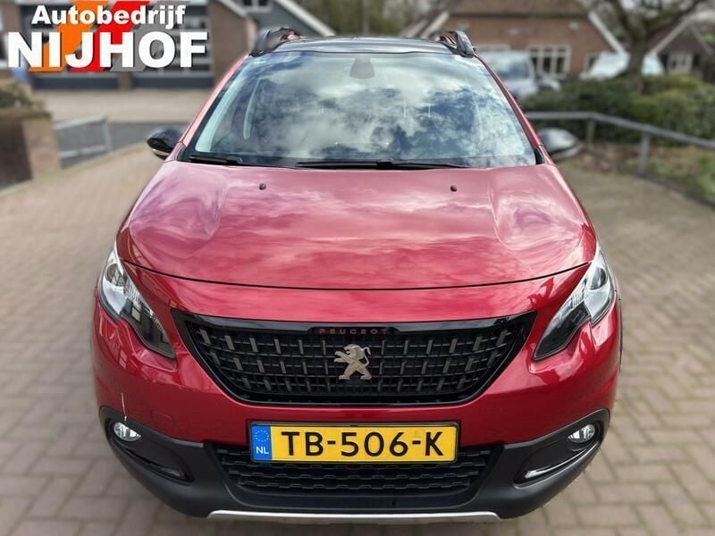 Rood Gebruikt 2018 Peugeot 2008 GT-line SUV | € 11.500 (Eerlijke prijs) - Afbeelding 1/4