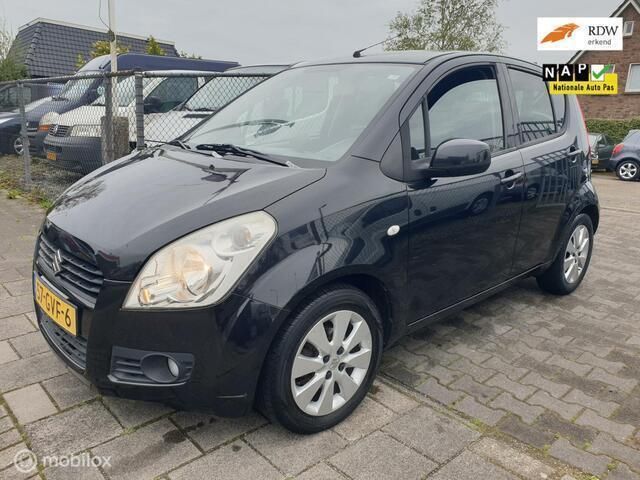 Zwart Gebruikt 2008 Suzuki Splash Exclusive Hatchback | € 2.250 - Afbeelding 1/4