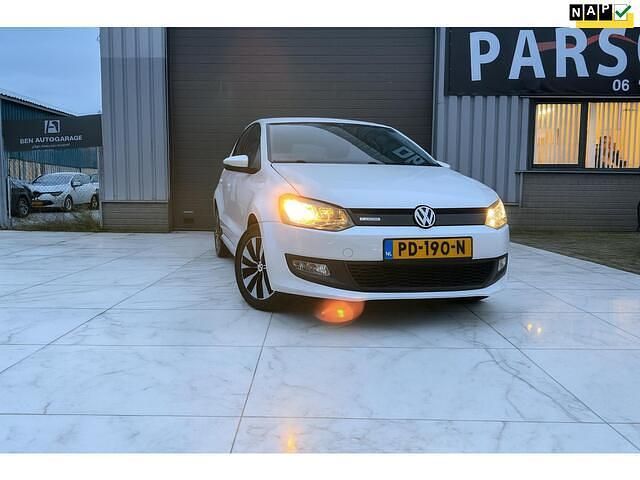 Wit Gebruikt 2017 VW Polo Edition Hatchback | € 9.899 (Goede deal) - Afbeelding 1/4