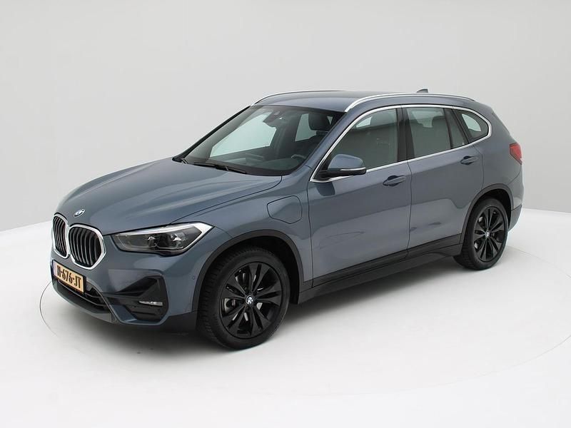 Grijs Gebruikt 2021 BMW X1 SUV | € 23.950 (Super prijs) - Afbeelding 1/4